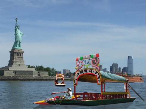 Natalia Porter and Ben Cohen are hosting a 4-week long adventure in building one of Mexico’s most emblematic watercrafts: the Trajinera, a pre-hispanic Mexican barge.