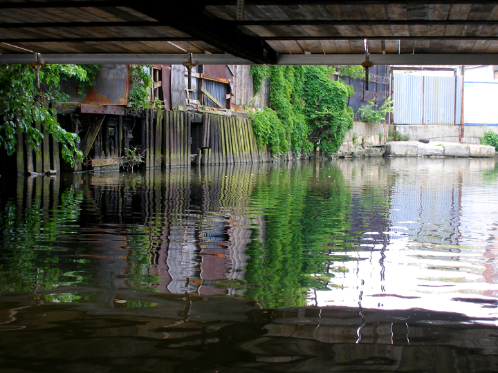 Cacophony is a series of early morning expeditions by boat in the Bronx River and the Jamaica Bay National Wildlife Refuge, an exploration on the intersection of nature and the city through the medium of sound.